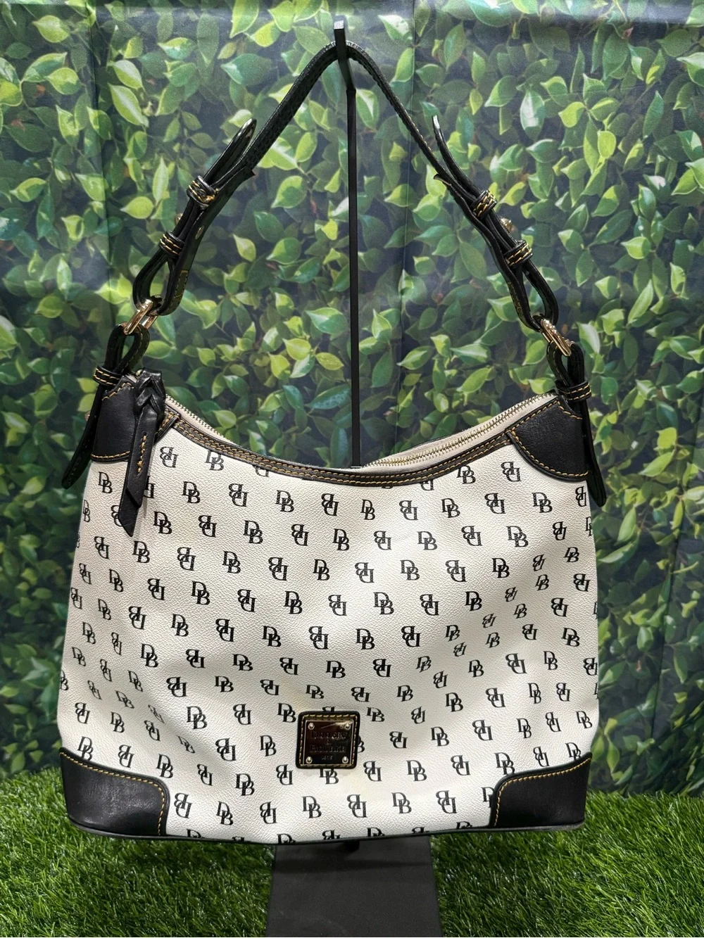 Dooney & Bourke add vibrant
